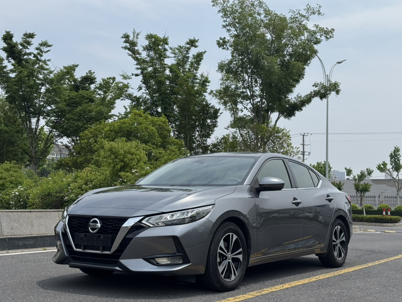 Sylphy 2022 1.6L XL CVT Enjoy