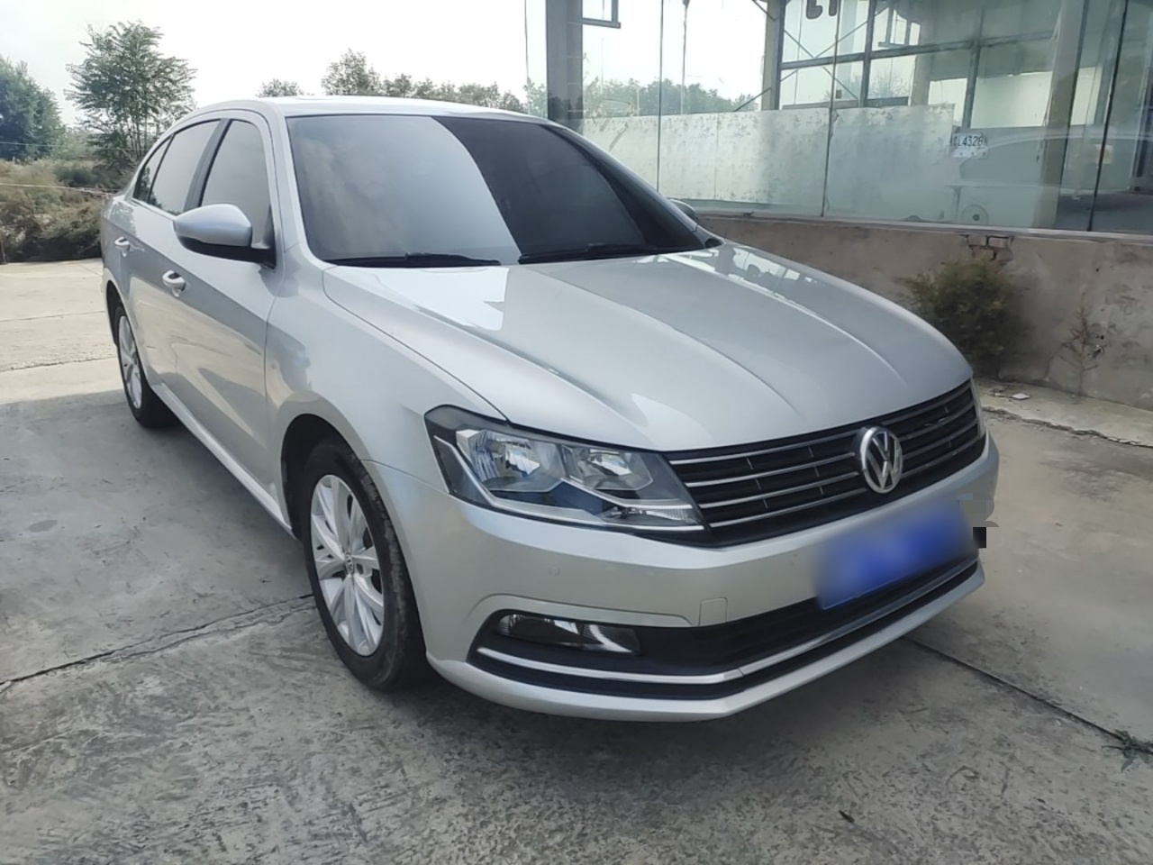 Lavida 2017 1.6L MT Comfort photo 3