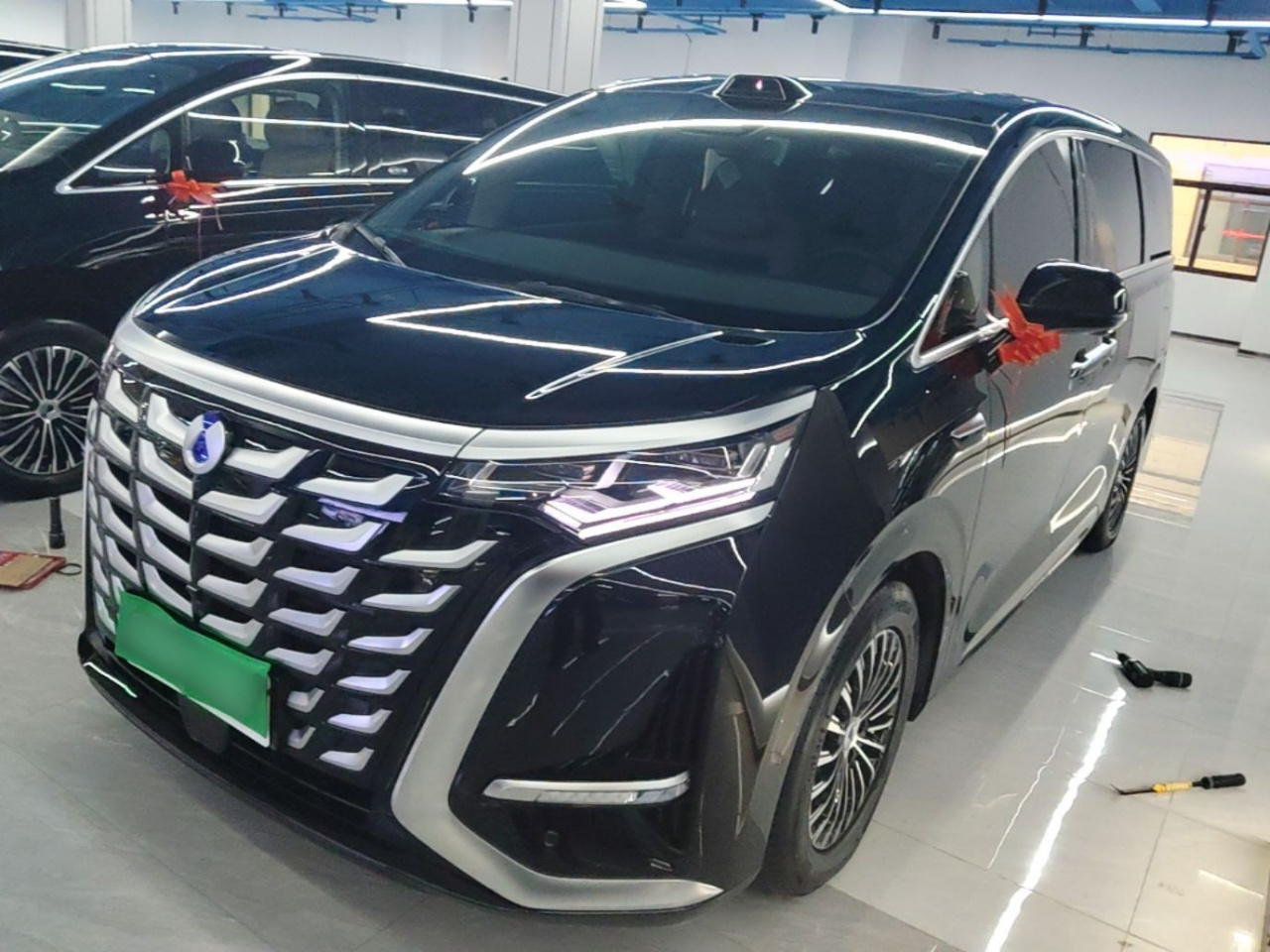 D9 2025 DM-i ADAS 1020 AWD Exclusive