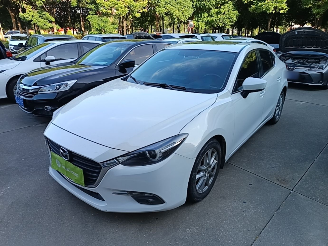 3 Axela 2017 Sedan 1.5L AT Luxury China V
