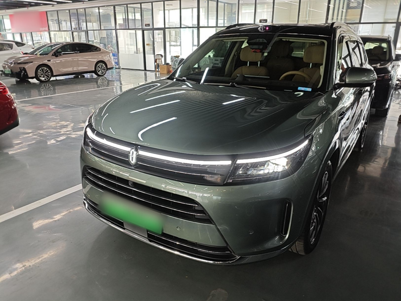 HIMA AITO M7 2024 1.5T ADAS AWD Max 6-Seater