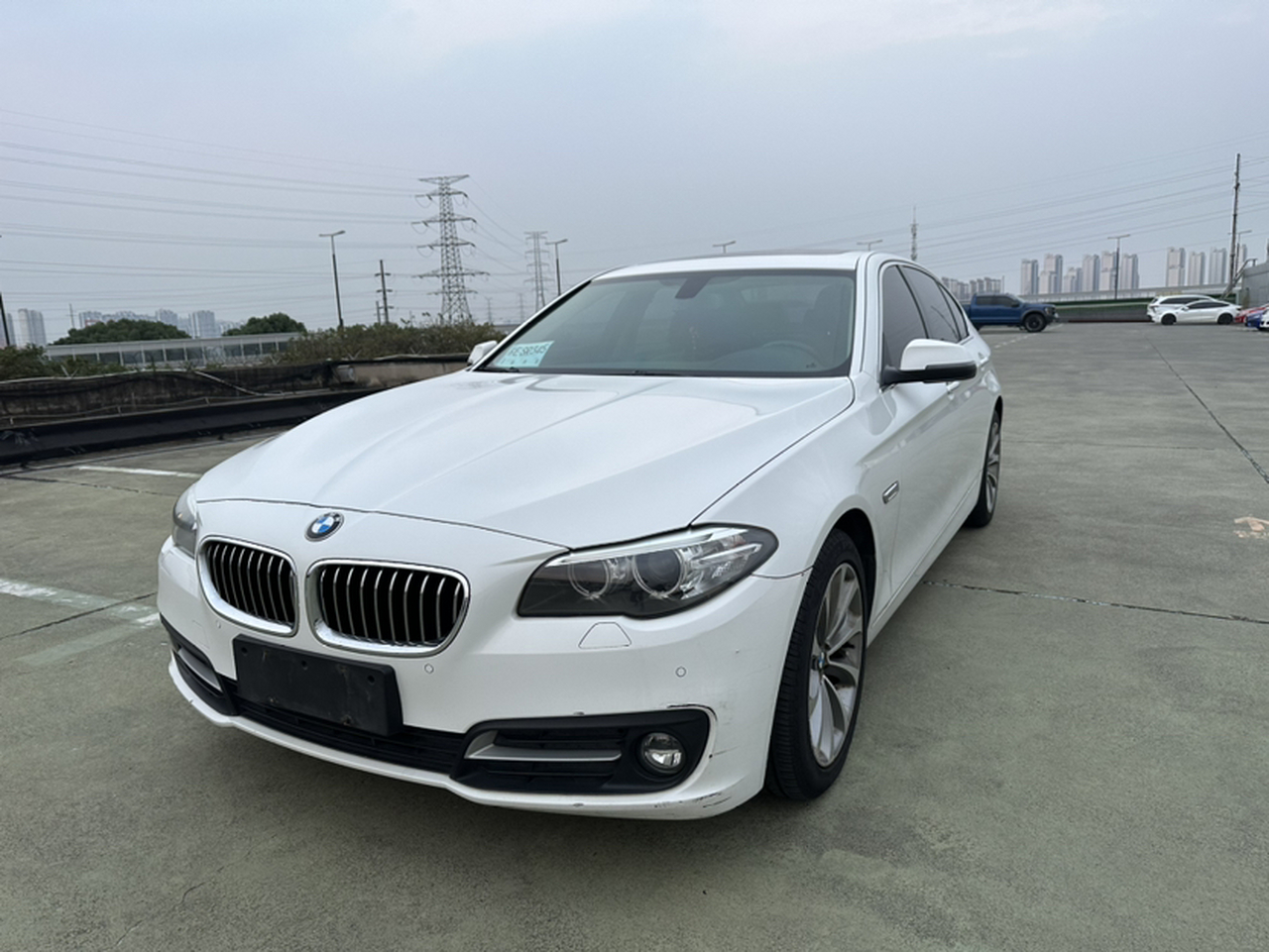 5 Series 2017 525Li Leading