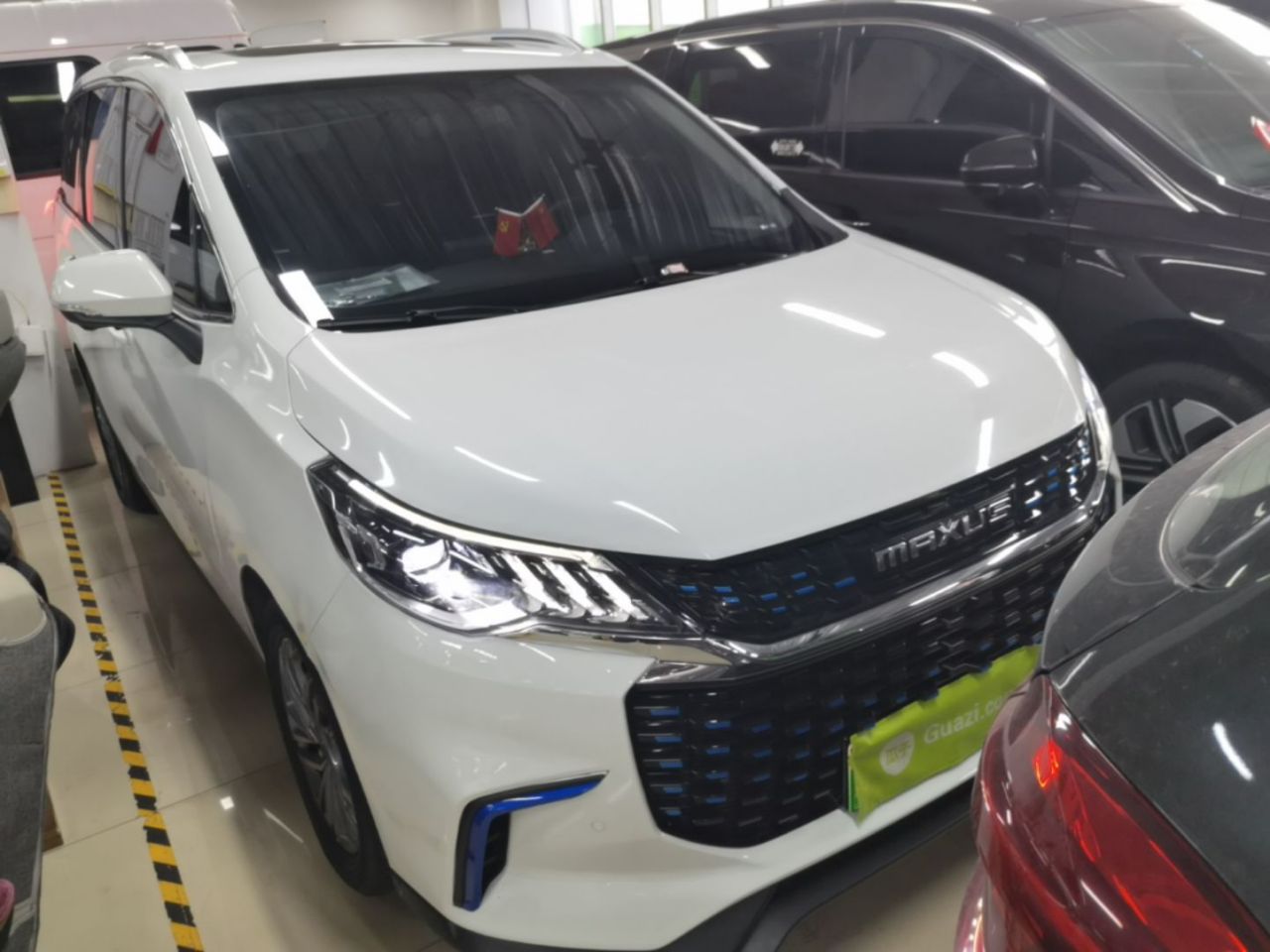 MAXUS EUNIQ 5 2020 1.3T PLUG IN Luxury photo 5