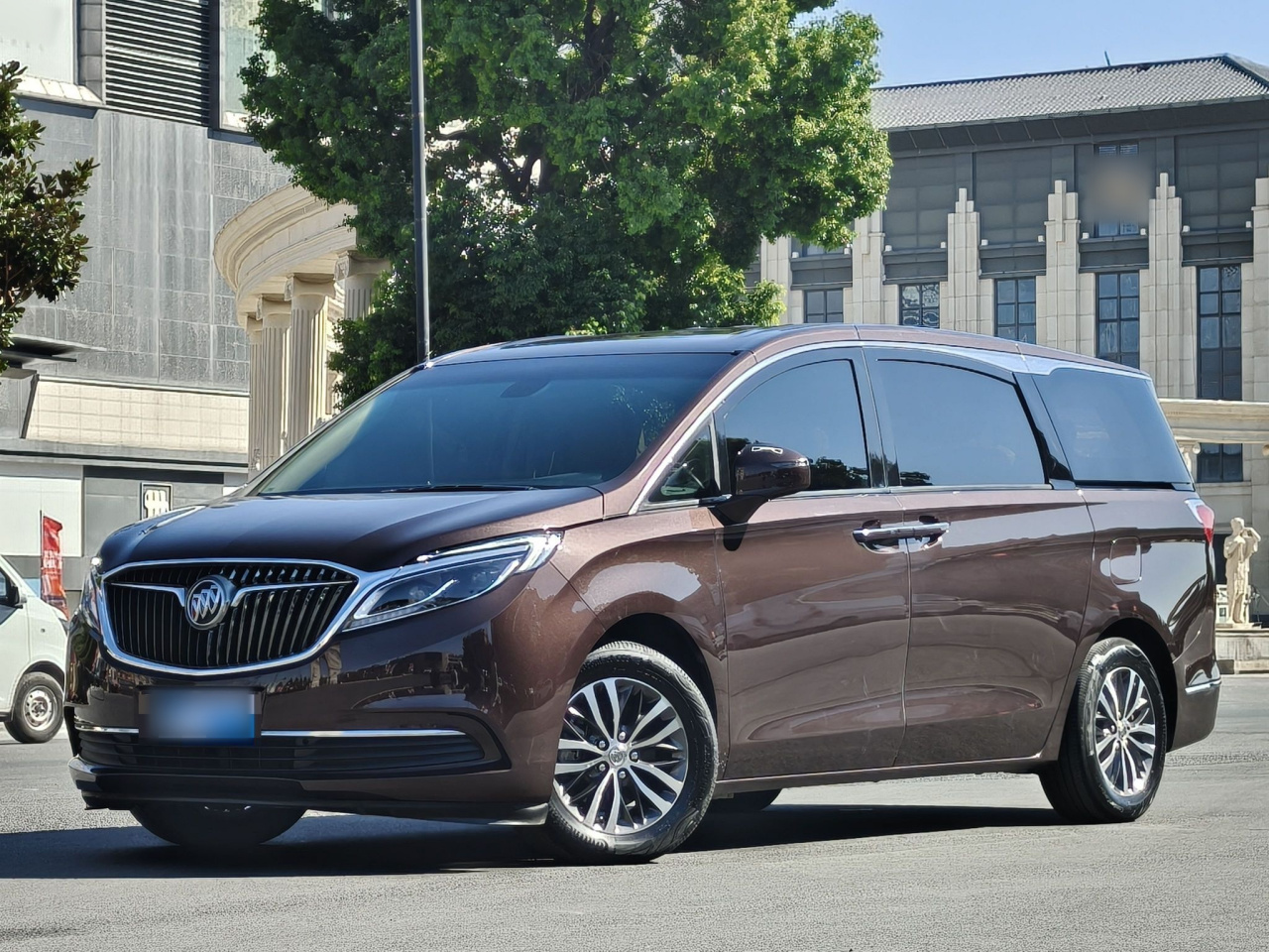 GL8 2017 ES 28T Luxury China V