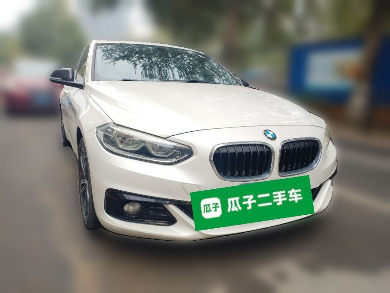 1 Series 2018 118i Sport photo 3