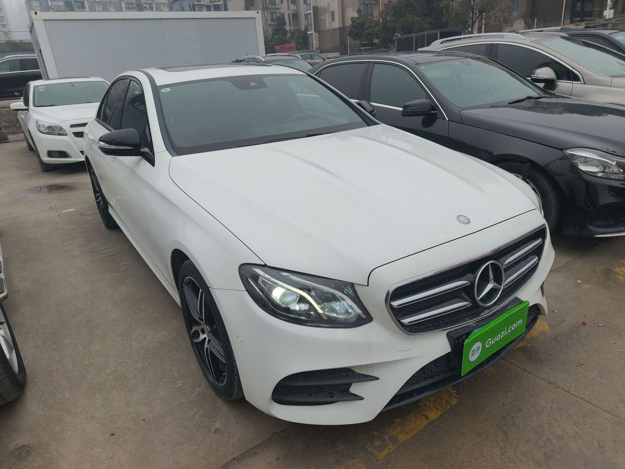 E-Class 2017 E 200 Sport 4MATIC photo 2