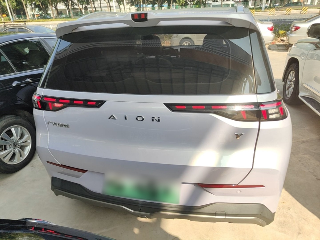 AION Y 2022 70 LFP photo 3