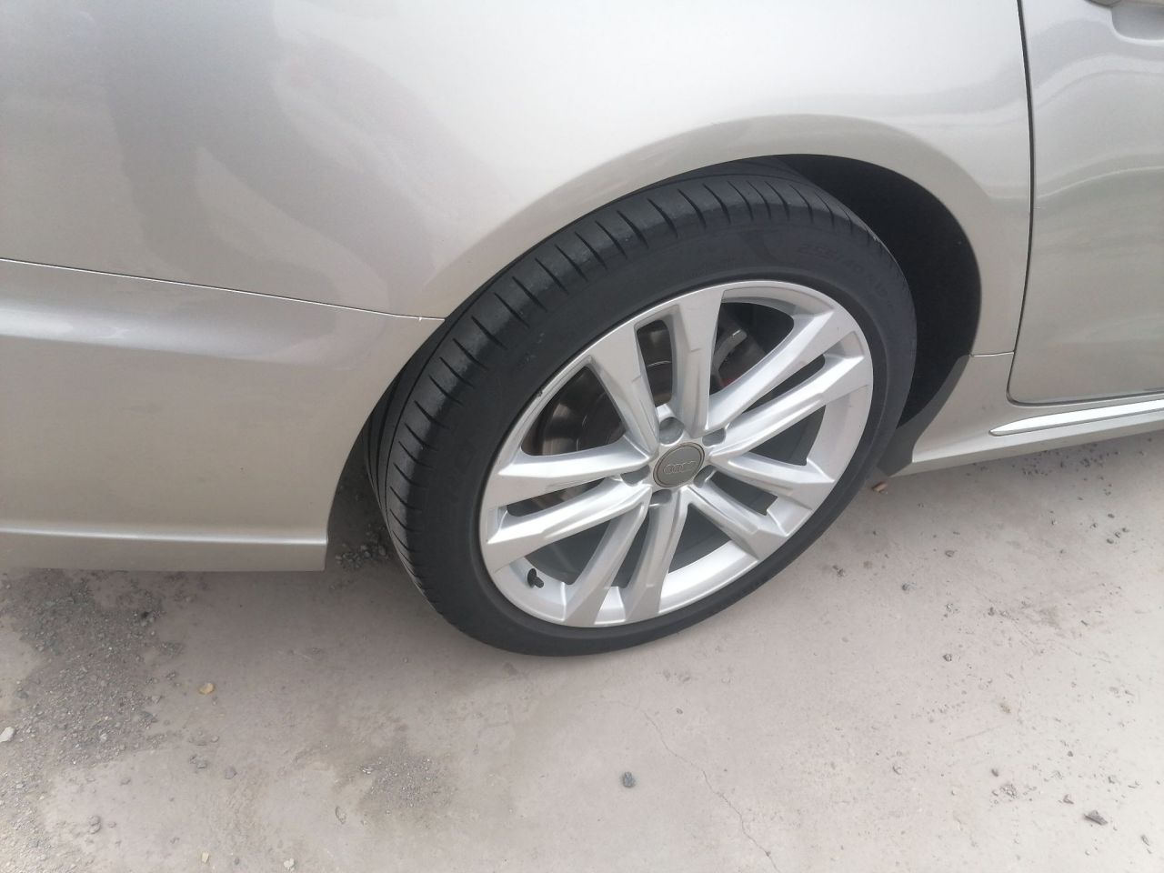 A6L 2018 30 Anniversary 35 TFSI Sport photo 4