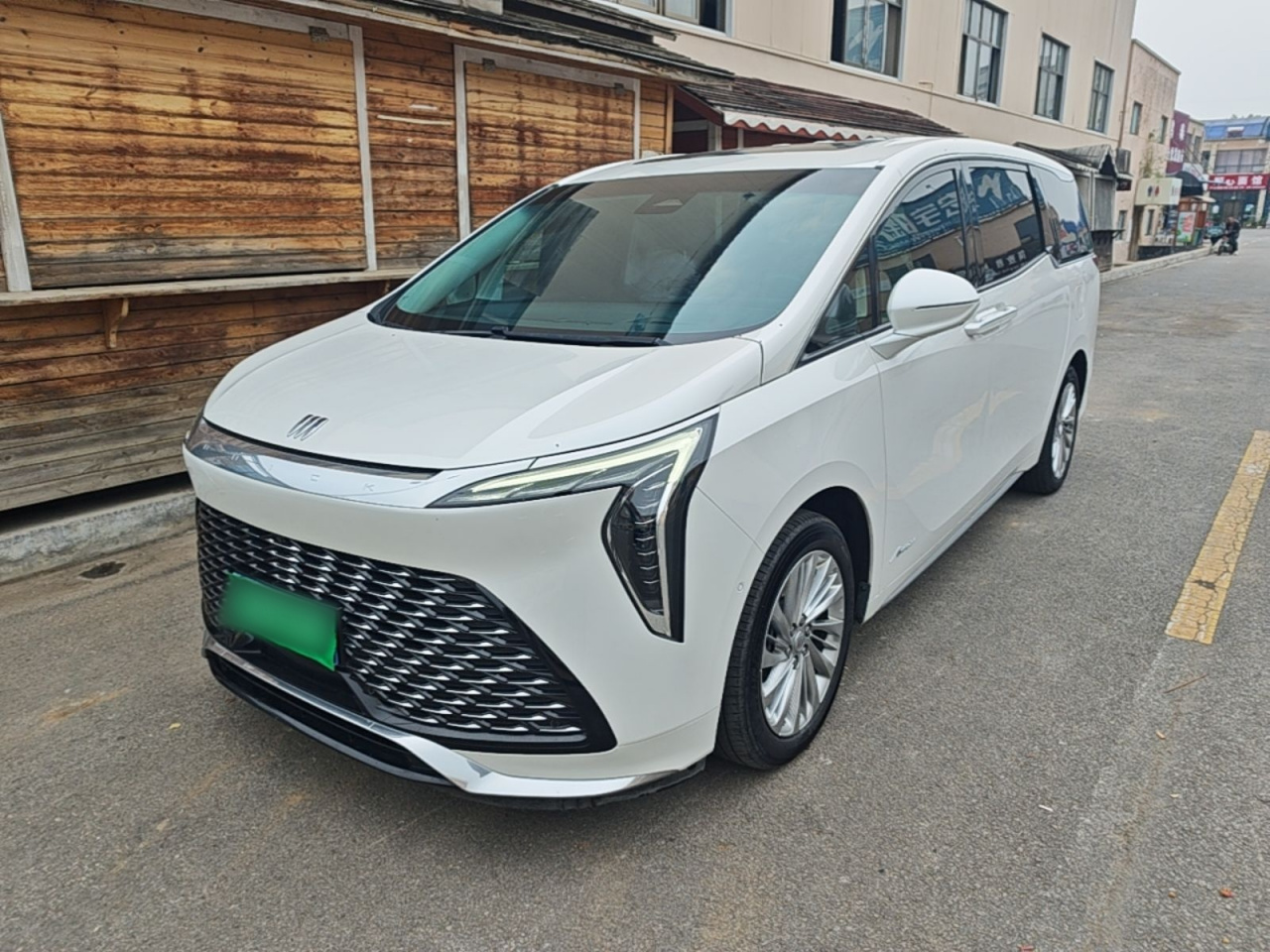 2023 2.0T 6-Seater