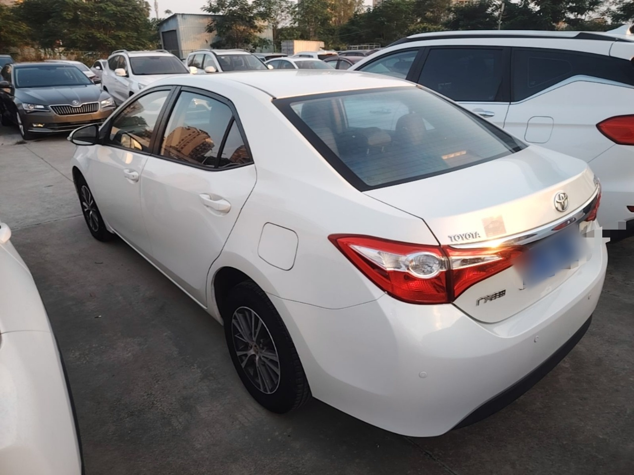 Levin 2016 1.6G CVT Elite photo 4