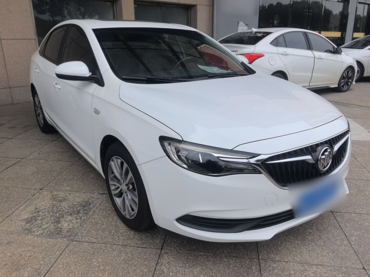 Excelle 2019 18T AT Elite China VI photo 3