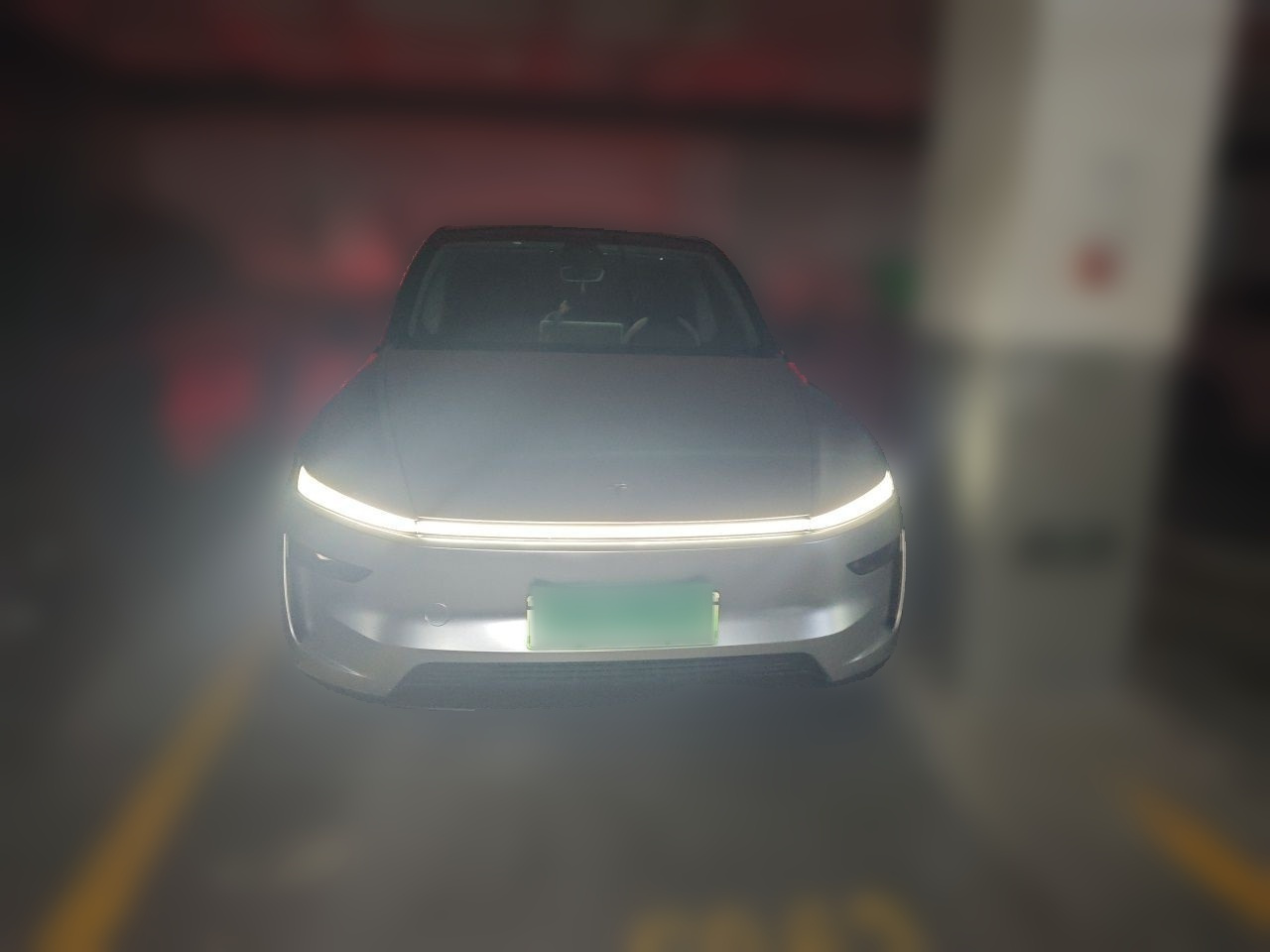 Model Y 2025 RWD photo 2