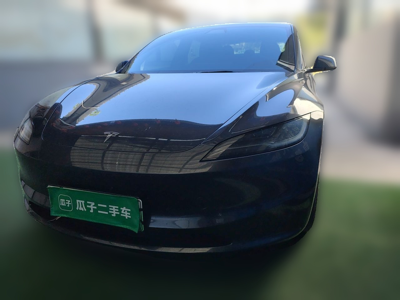 Model 3 2023 RWD photo 2