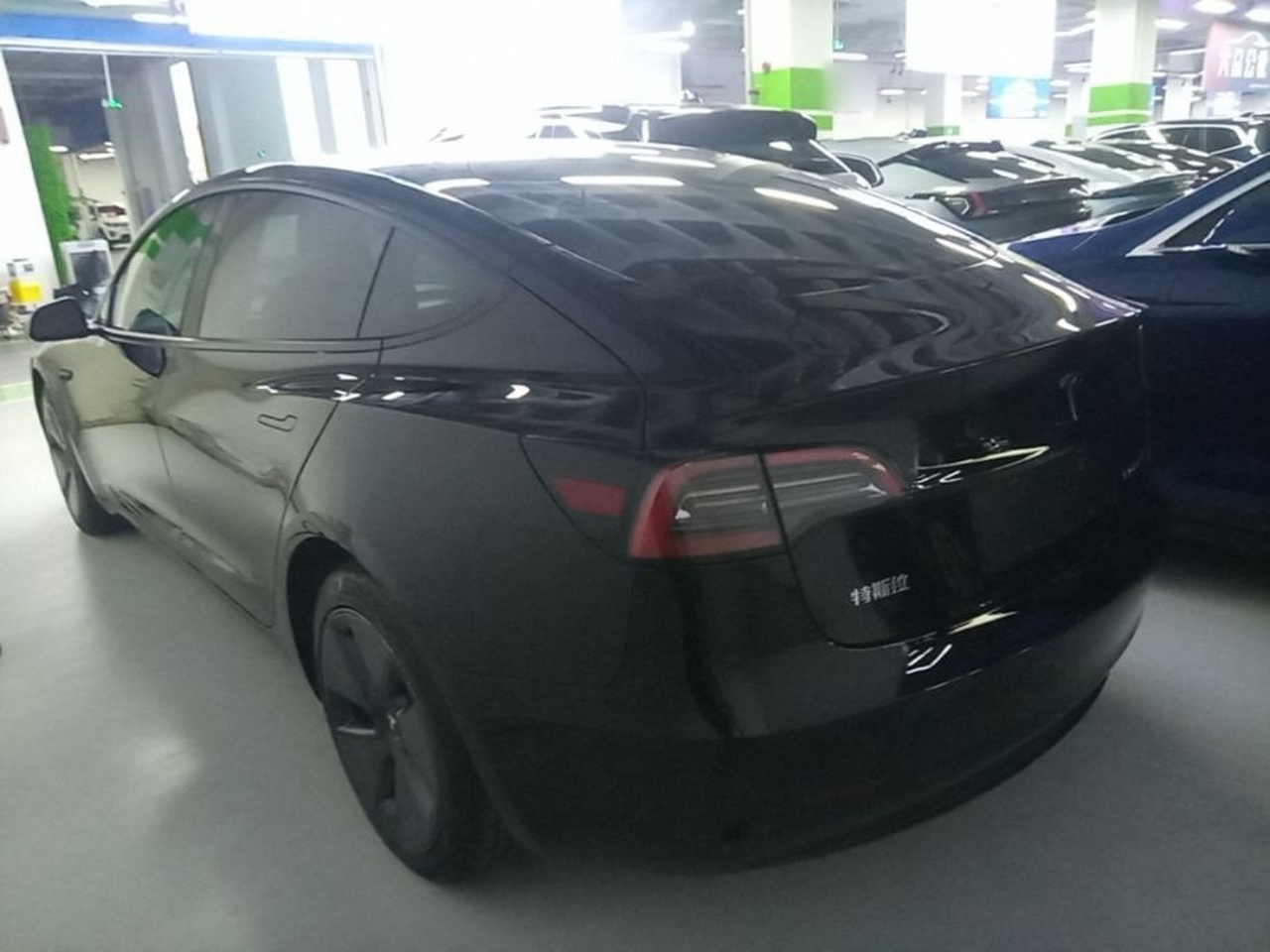 Model 3 2022 RWD photo 4