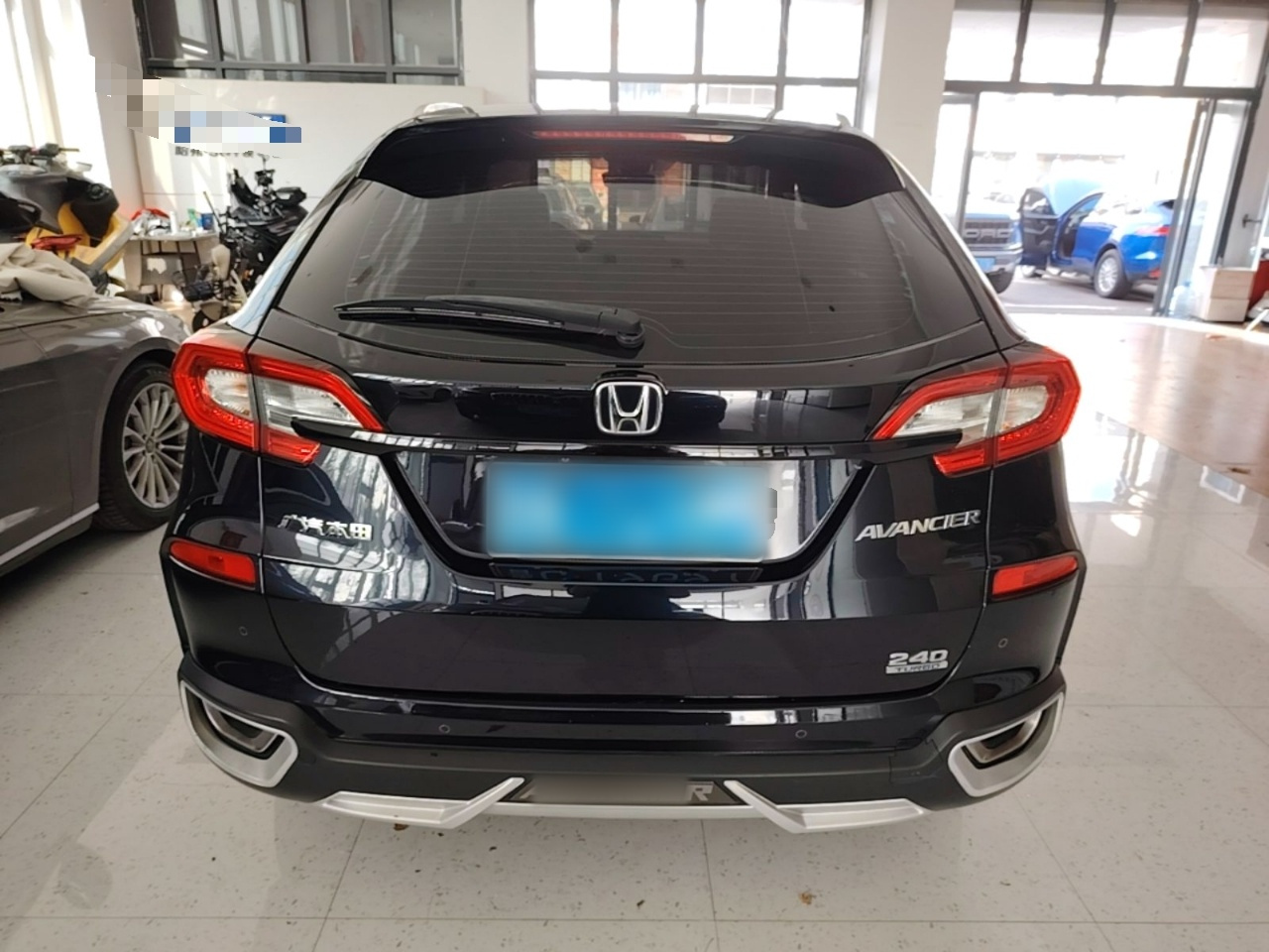 Avancier 2019 240TURBO RWD Exclusive photo 5
