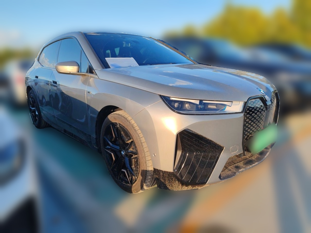 iX 2022 M60 photo 3
