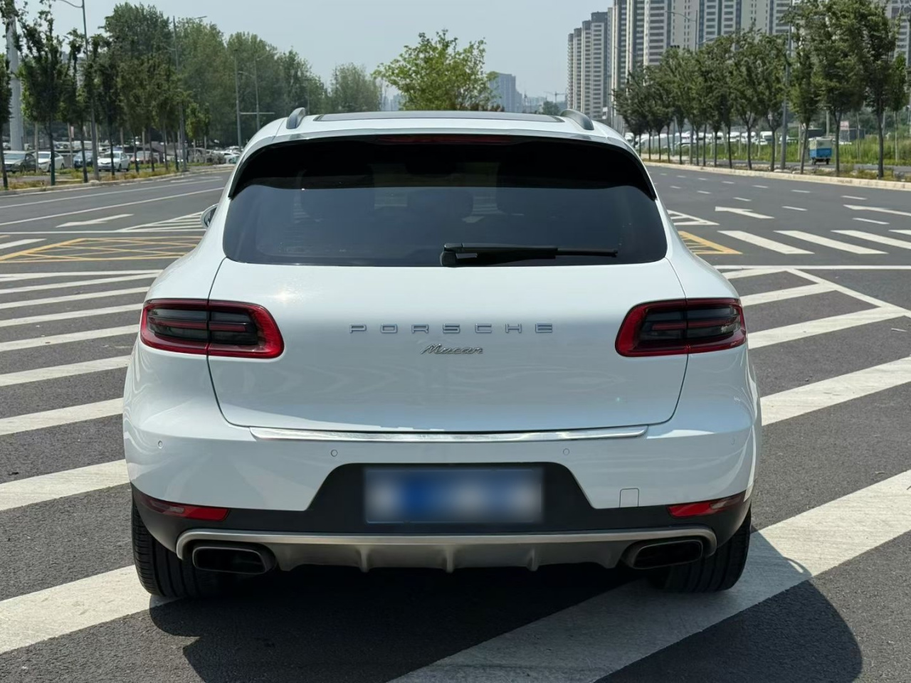 2014 Macan 2.0T photo 3