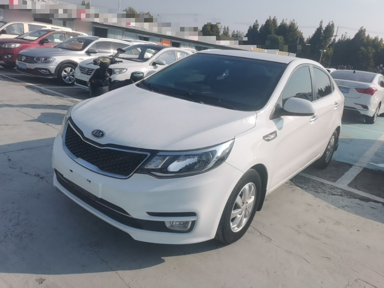 K2 2015 Sedan 1.4L AT GLS