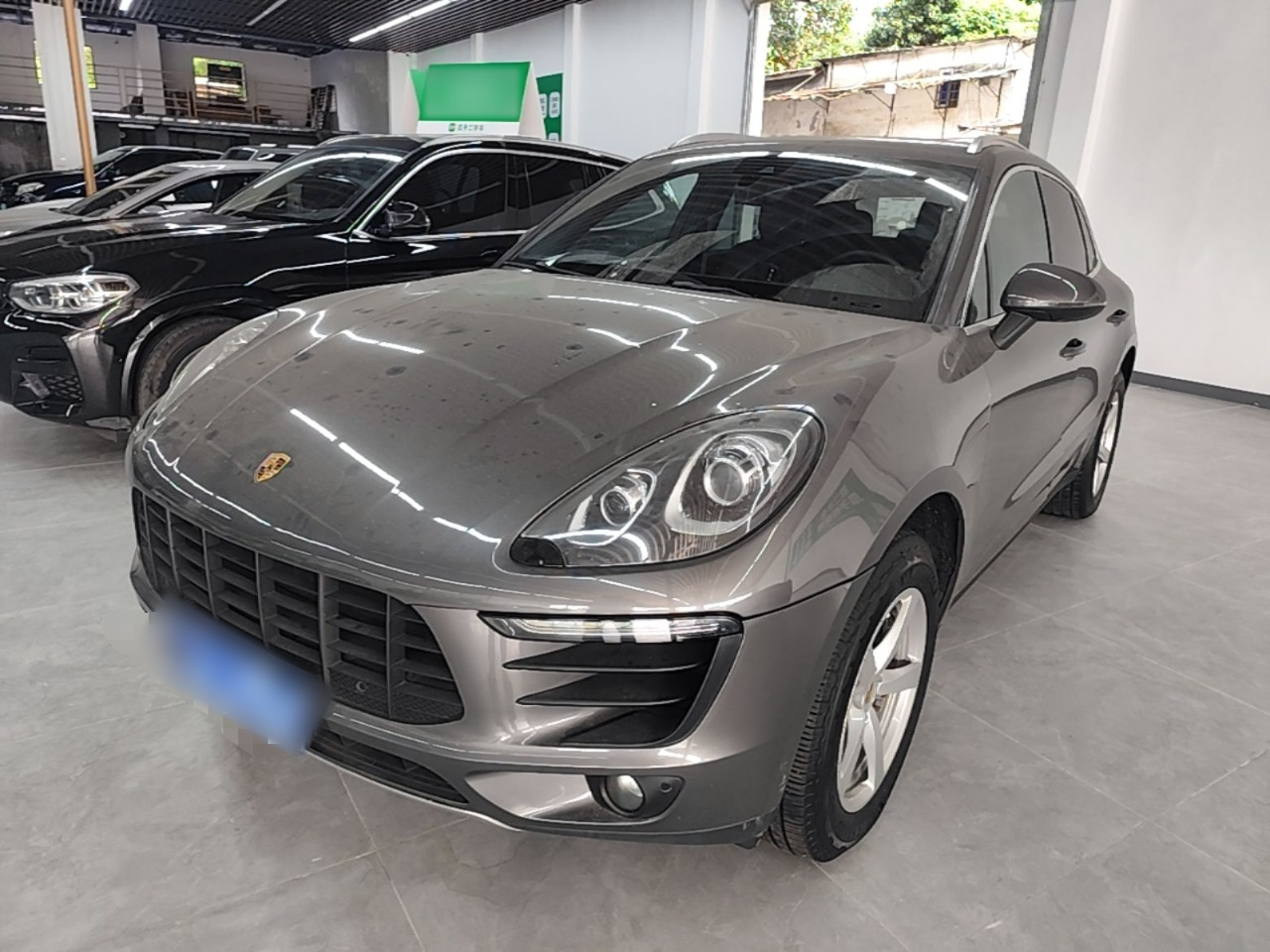 2017 Macan 2.0T