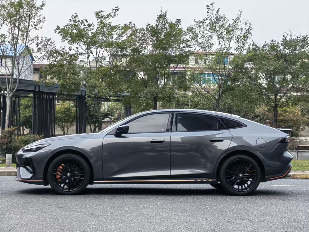 UNI-V 2025 3rd Gen 2.0T photo 4