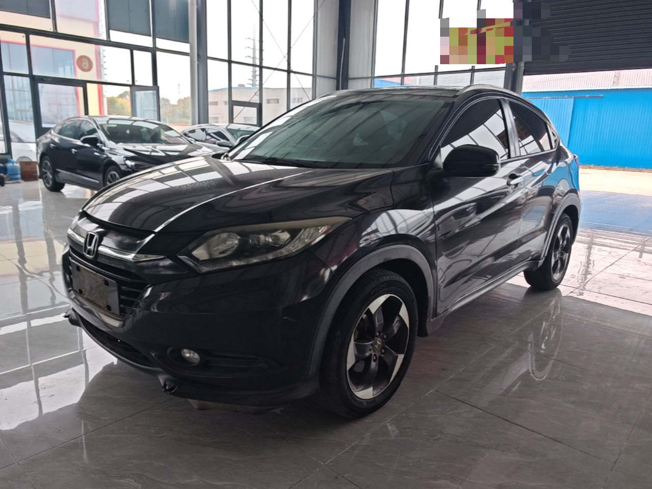 Vezel 2015 1.8L CVT RWD Luxury