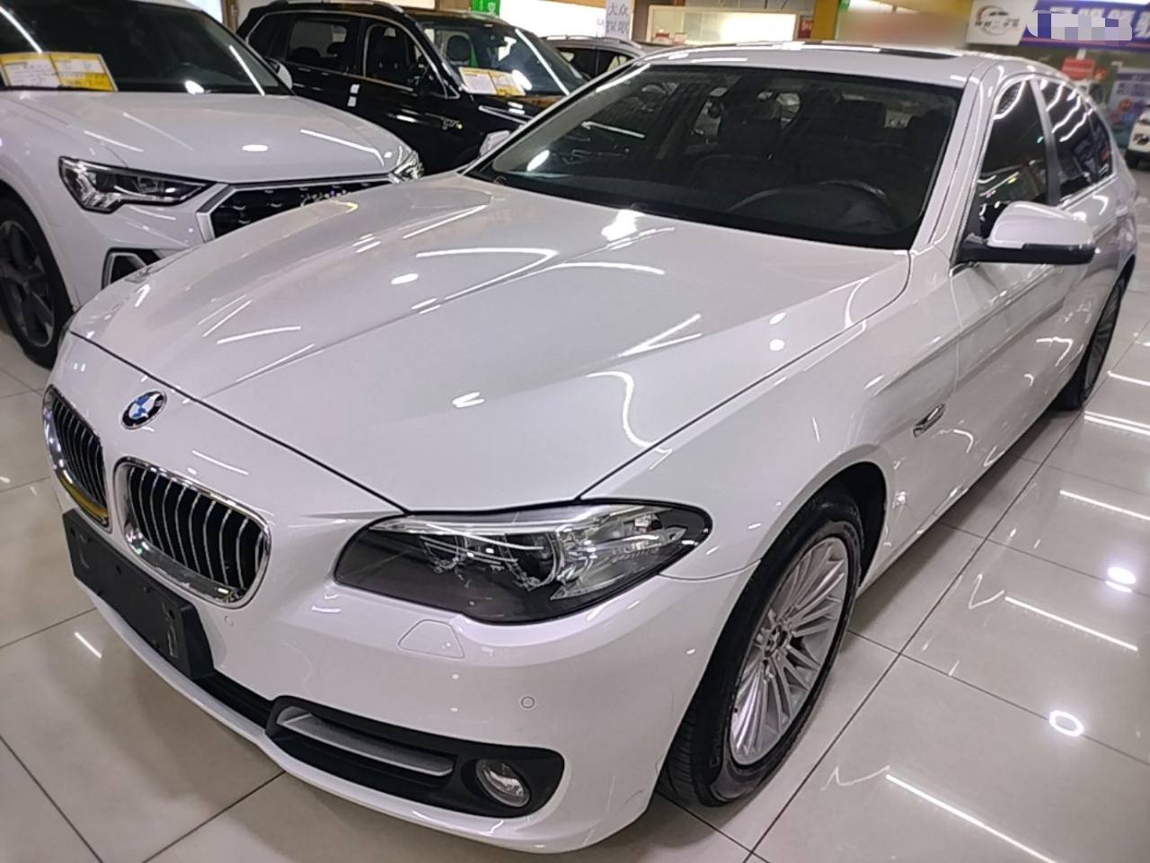 5 Series 2014 525Li Leading