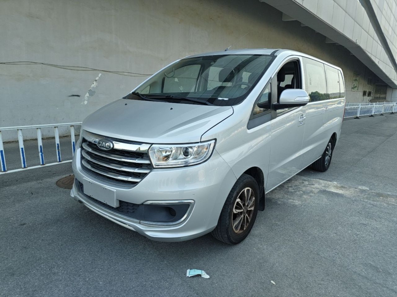 Refine M3 2019 PLUS 1.8L Luxury