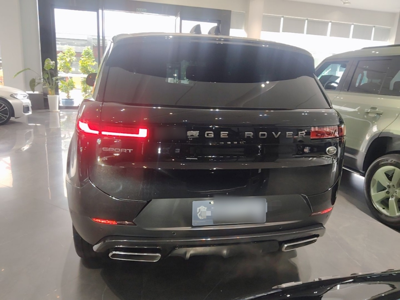 Range Rover Sport 2023 360PS S photo 5