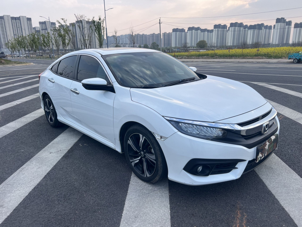 Civic 2016 220TURBO CVT Premium photo 4