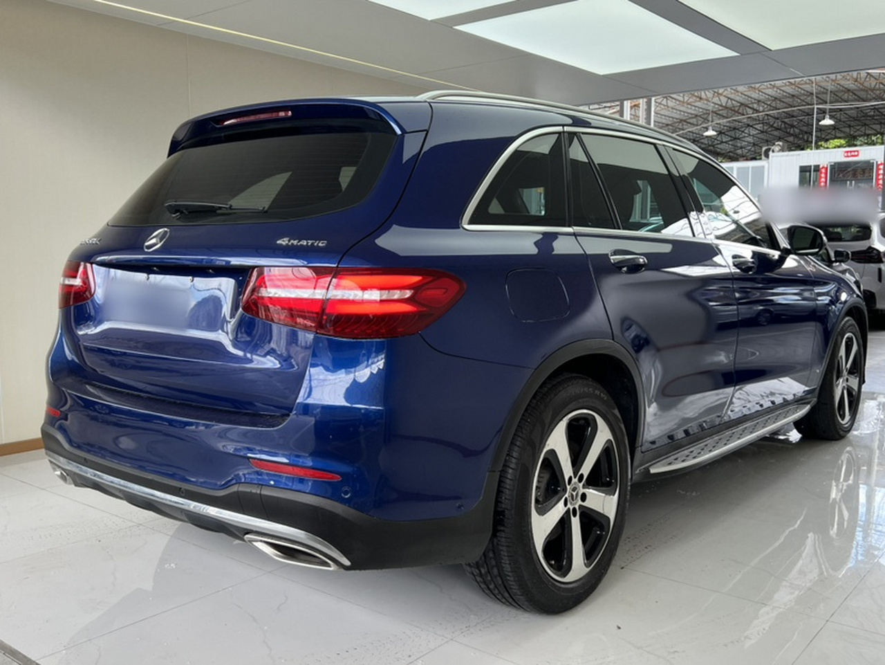GLC 2019 Facelift GLC 260 L 4MATIC Luxury photo 4