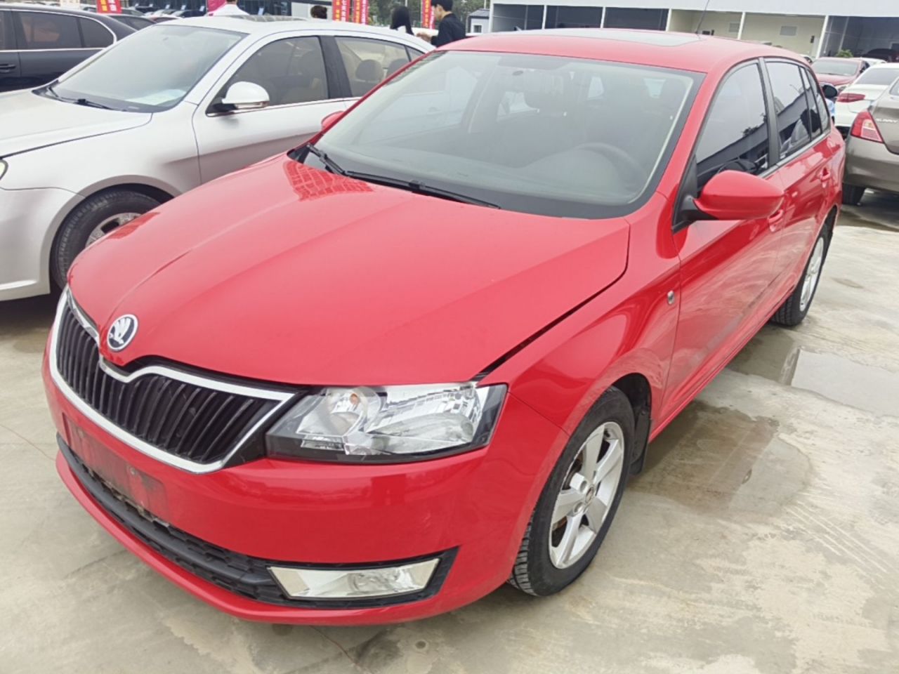Rapid Spaceback 2014 1.6L AT Enjoy