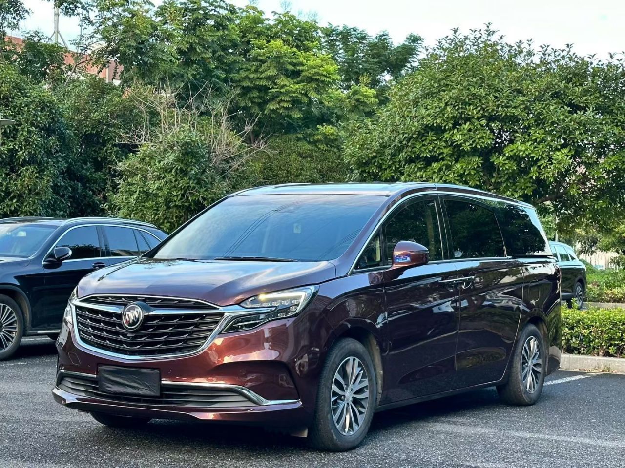 GL8 2022 ES 653T Exclusive