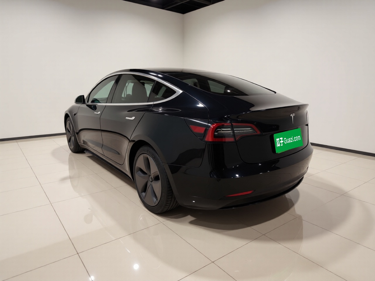 Model 3 2020 Standard Range RWD Upgraded photo 4