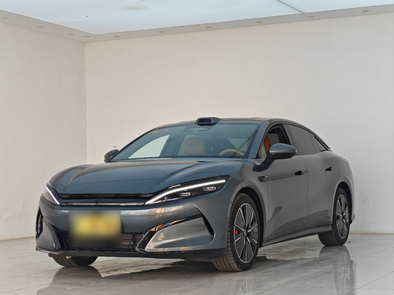Han L 2025 DM-i 200KM LiDAR Flagship