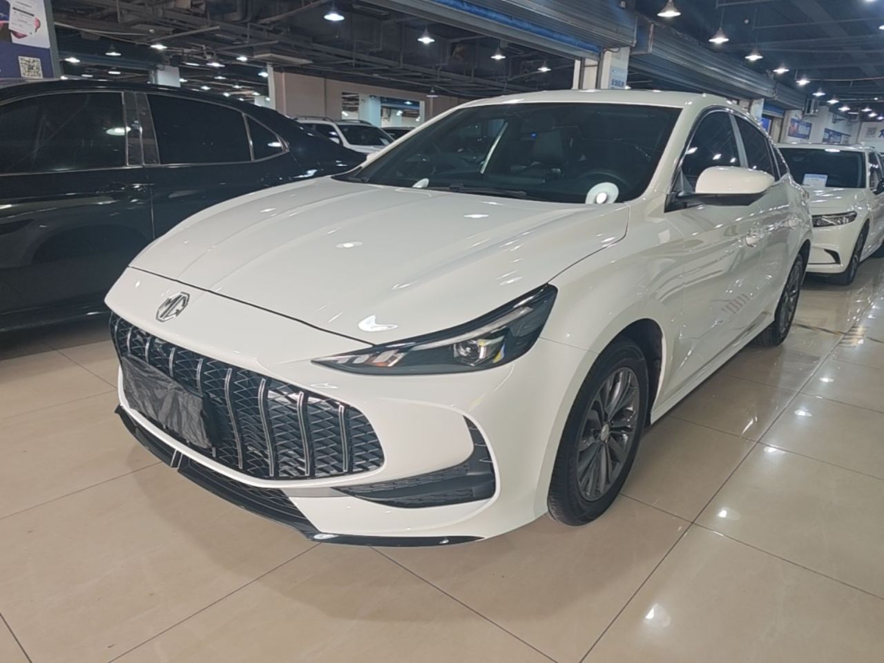 MG5 2025 180DVVT Luxury