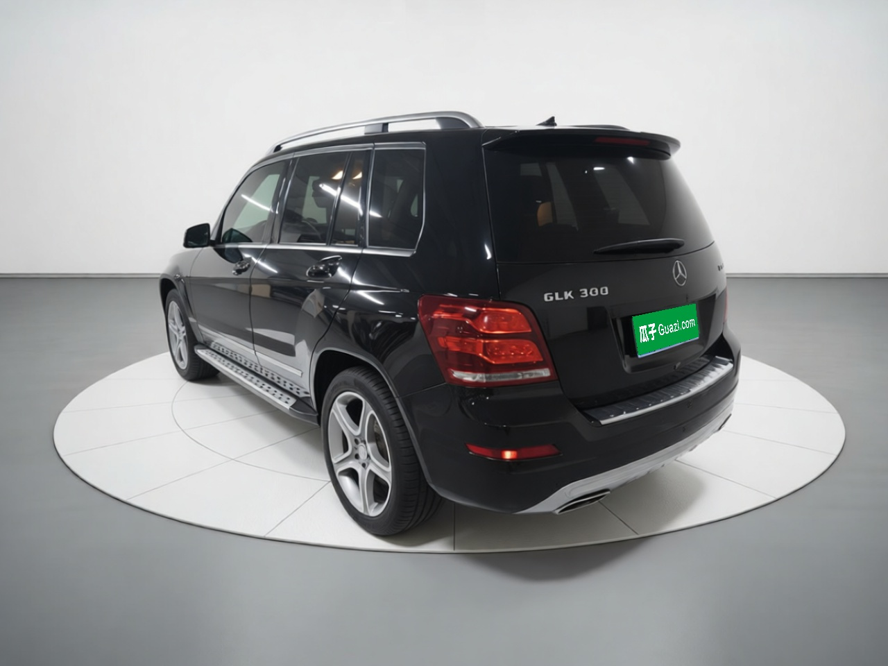 GLK-Class 2013 Facelift GLK 300 4MATIC Luxury photo 4