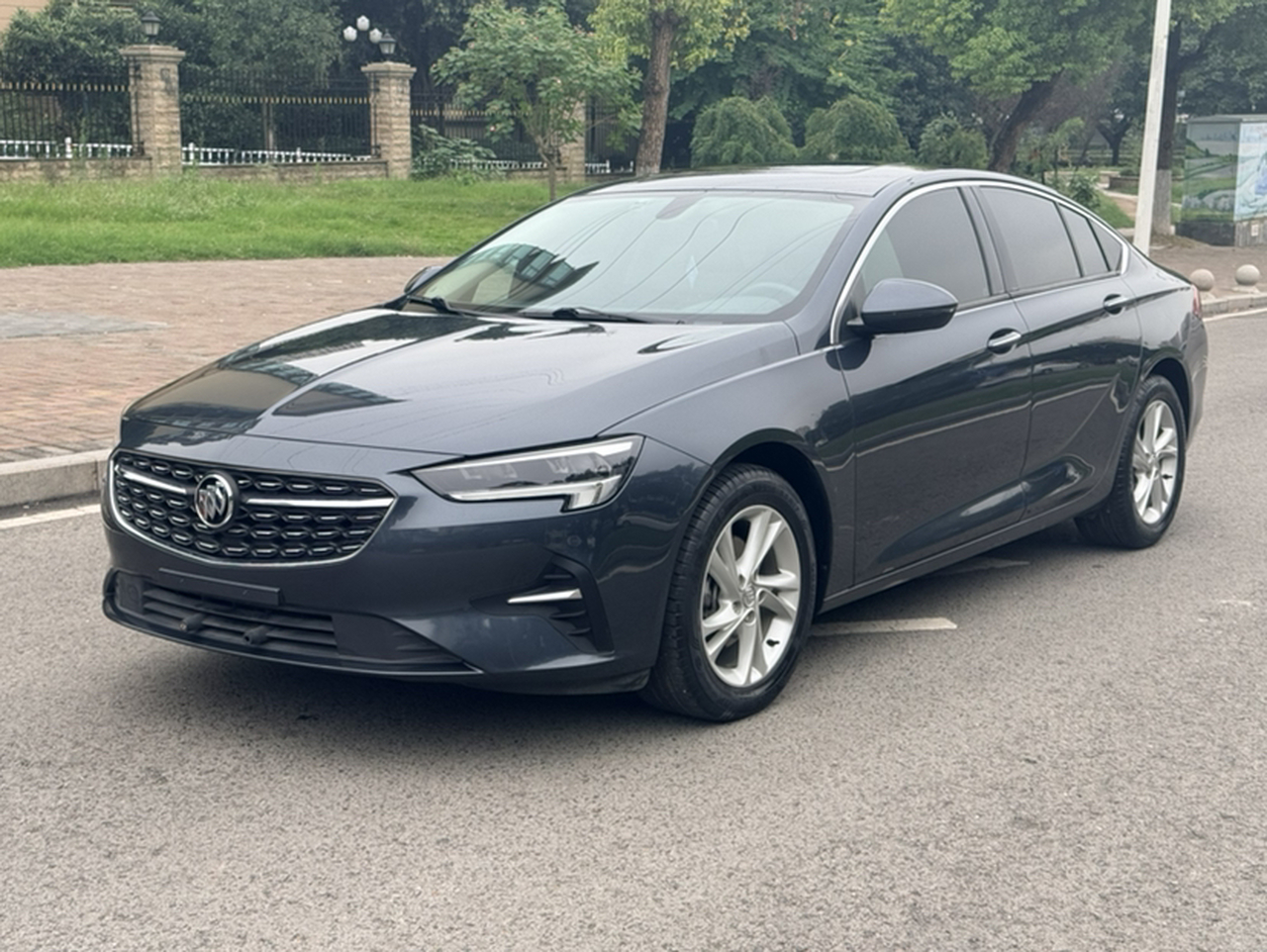 Regal 2020 552T Luxury
