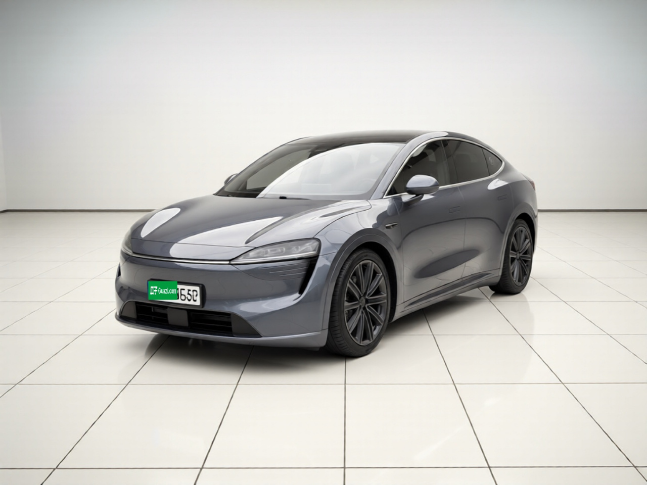 HIMA Luxeed R7 2025 EREV 251km Max