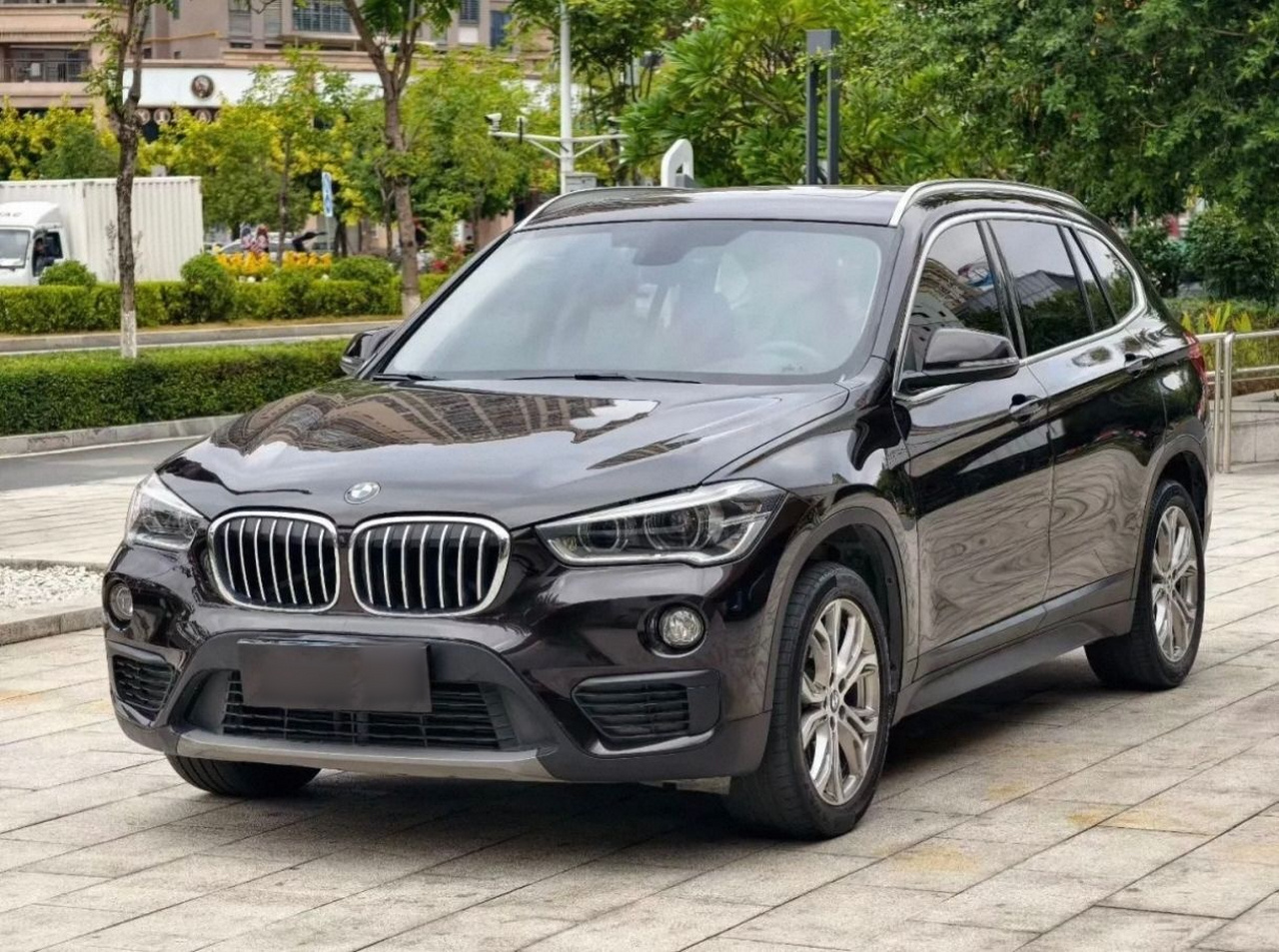 X1 2019 sDrive18Li Fashion