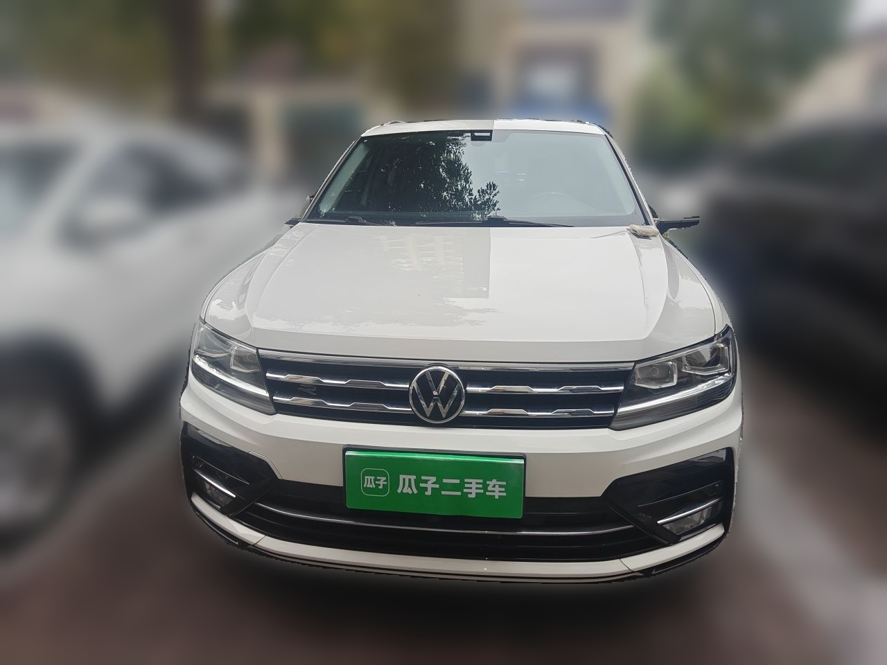 Tiguan L 2021 330TSI AT RWD R-Line photo 2