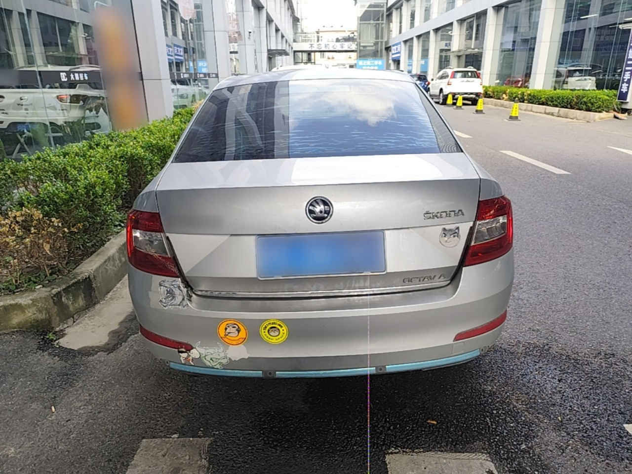 Octavia 2015 1.6L MT photo 3