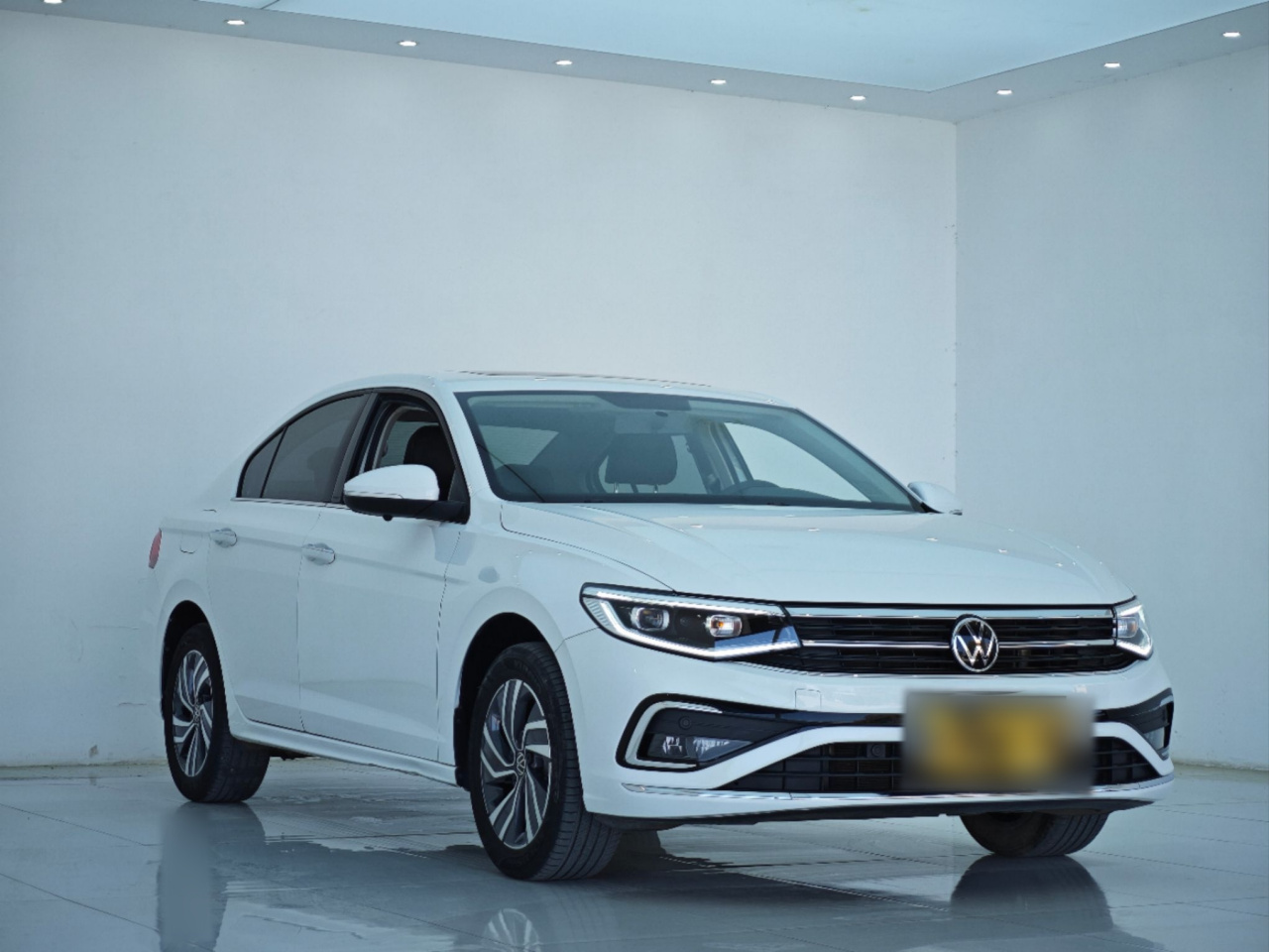 Bora 2023 200TSI DSG photo 3