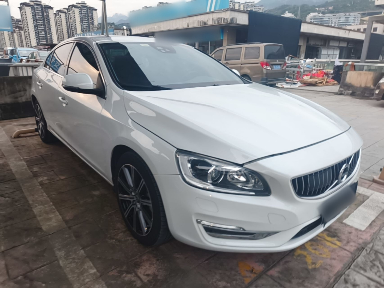 S60 2018 S60L T5 Progressive photo 3