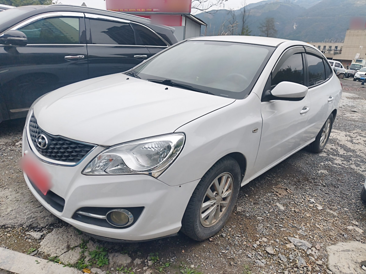 Dynamic 2015 1.6L AT Comfort