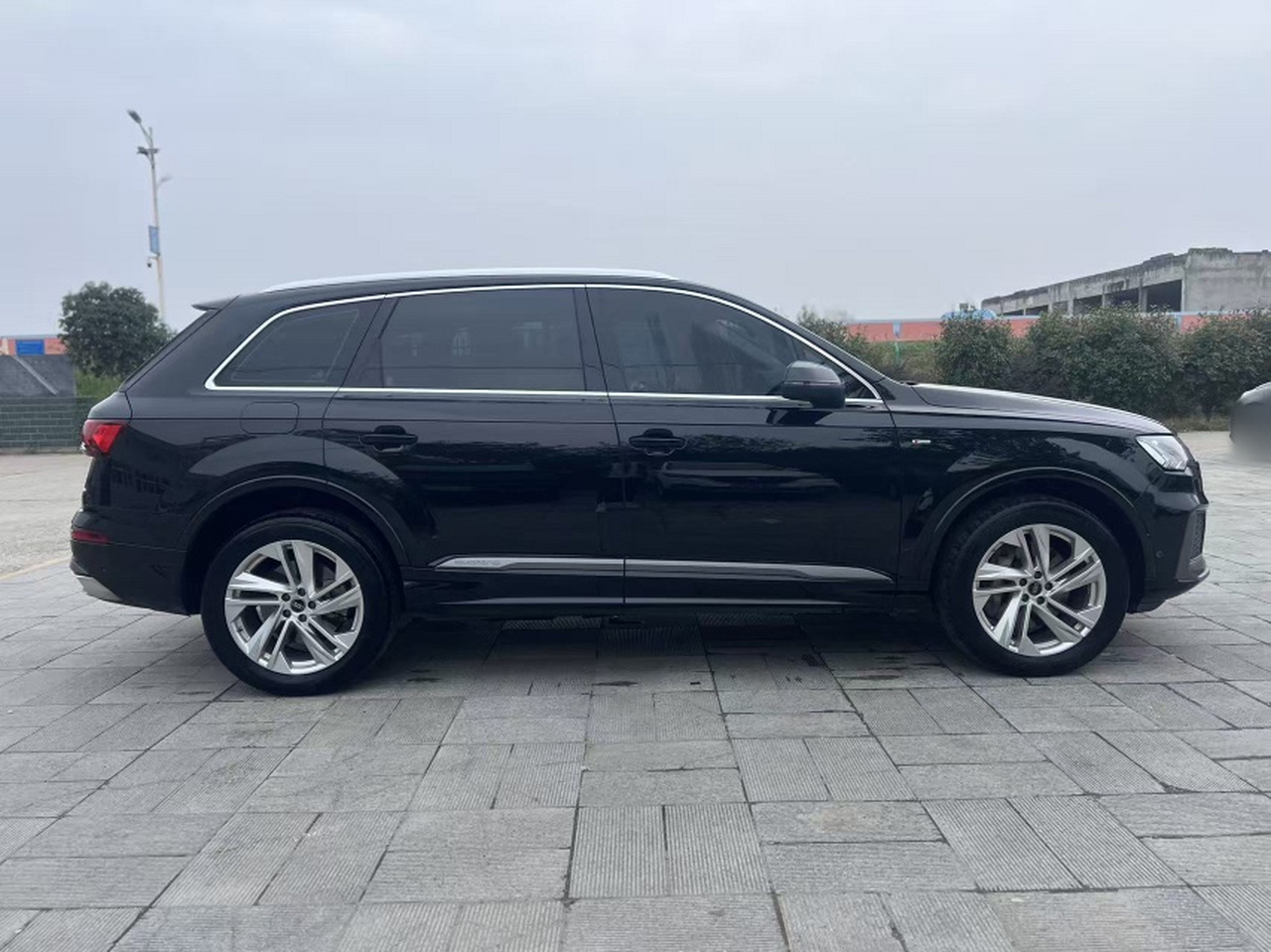 Q7 2023 45 TFSI quattro S line Sport photo 4