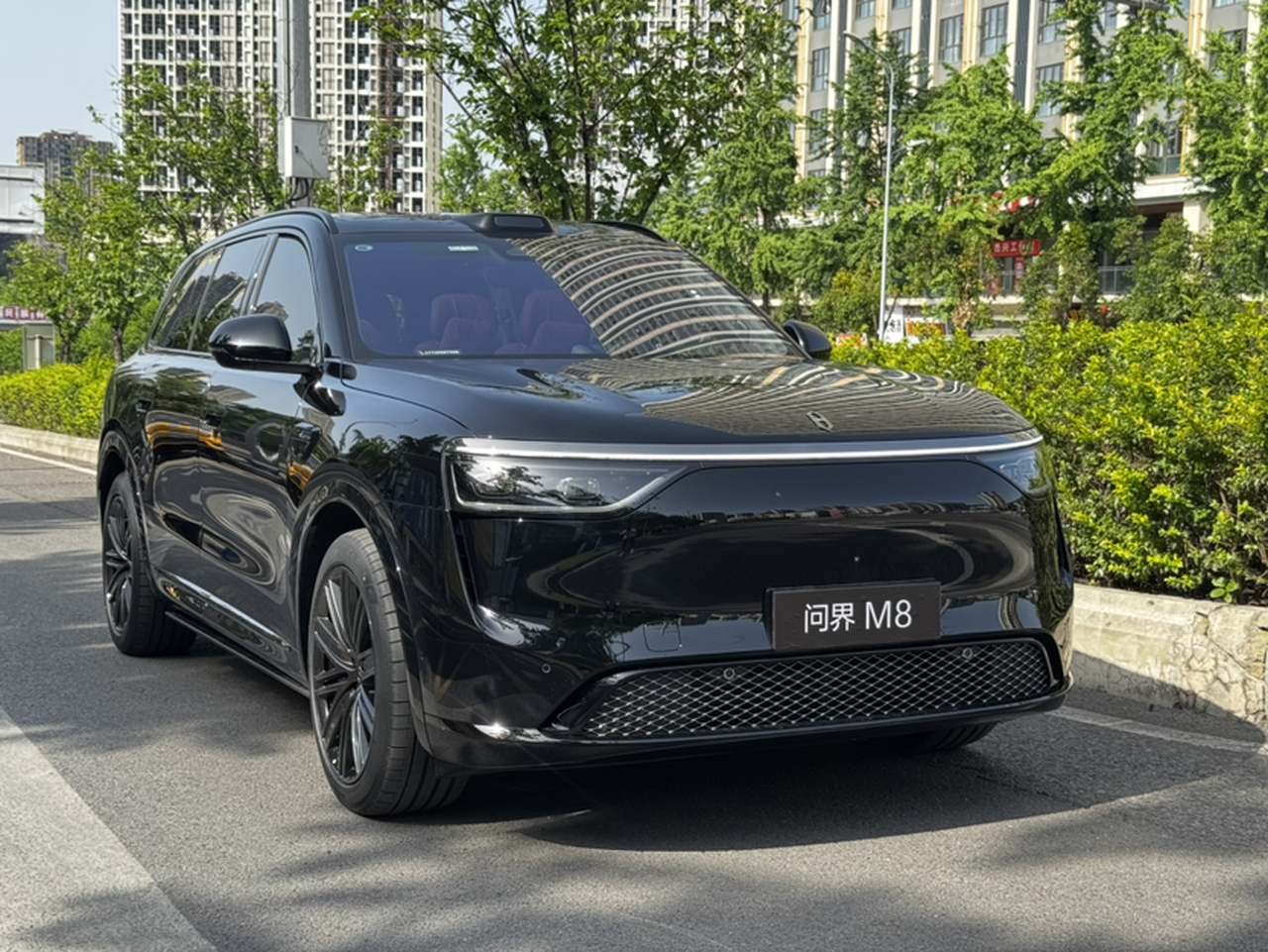 HIMA AITO M8 2025 EV Max+ 6-Seater Long Range 896-Line LiDAR photo 2