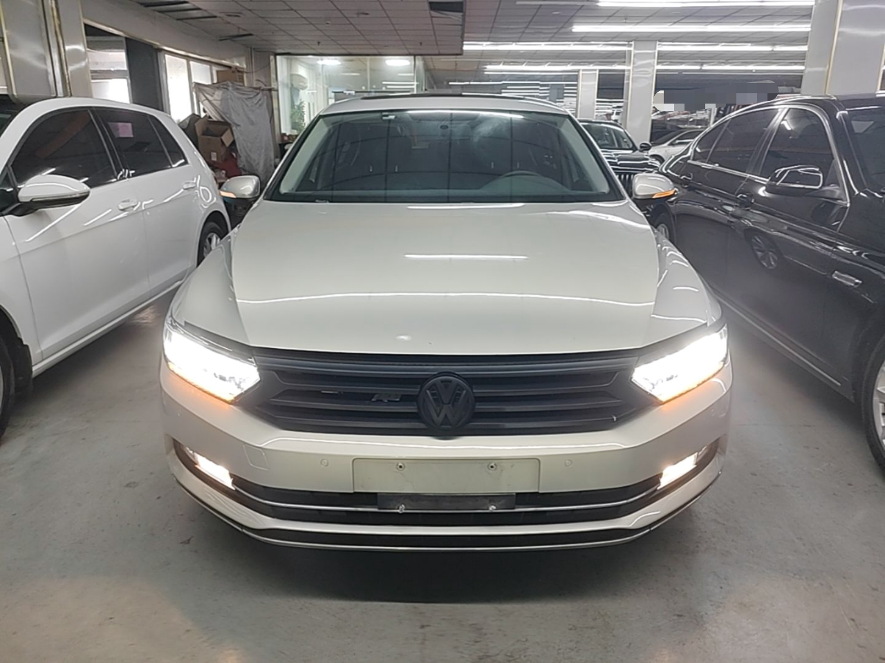 Magotan 2019 330TSI DSG Leading China V photo 2
