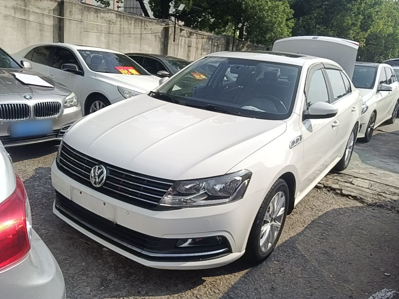 Lavida 2015 1.6L AT Comfort