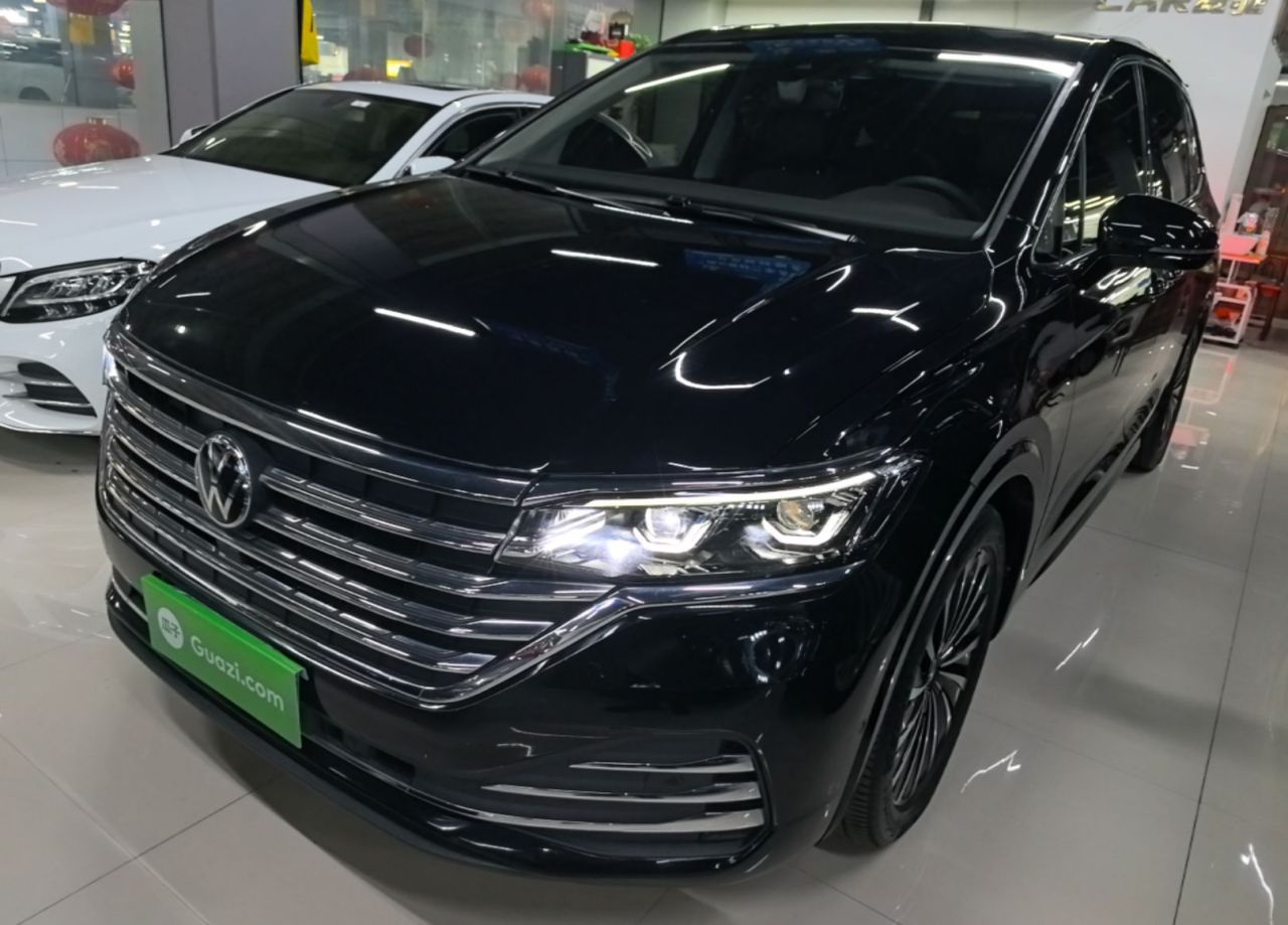 Viloran 2020 380TSI Premium