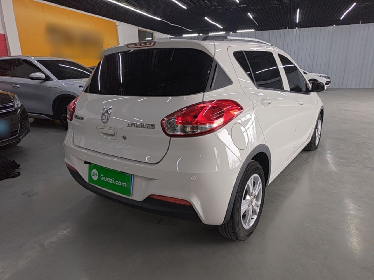 310 2020 1.2L MT Comfort photo 4